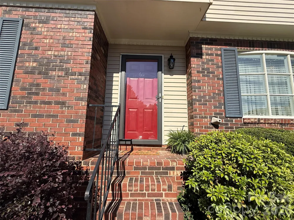 2705 North Center Street NW #65 Hickory, NC 28601