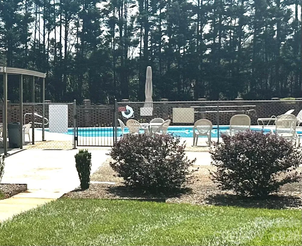 2705 North Center Street NW #65 Hickory, NC 28601
