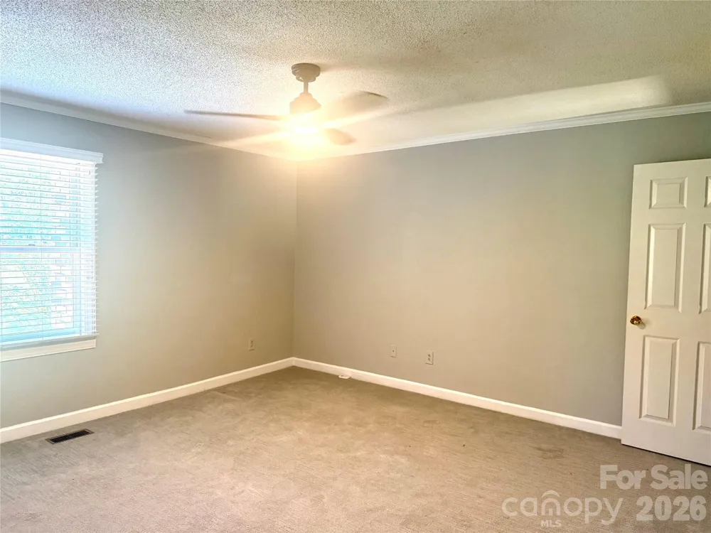 2705 North Center Street NW #65 Hickory, NC 28601