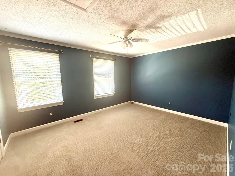 2705 North Center Street NW #65 Hickory, NC 28601