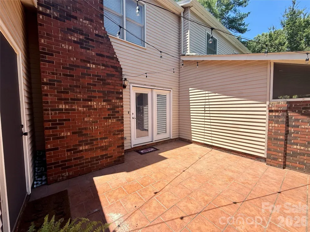 2705 North Center Street NW #65 Hickory, NC 28601