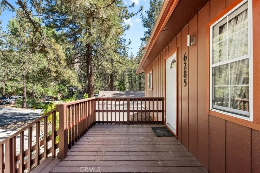 6285 Conifer Wrightwood, CA 92397