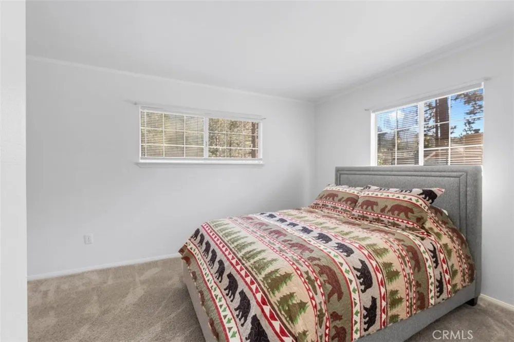 6285 Conifer Wrightwood, CA 92397