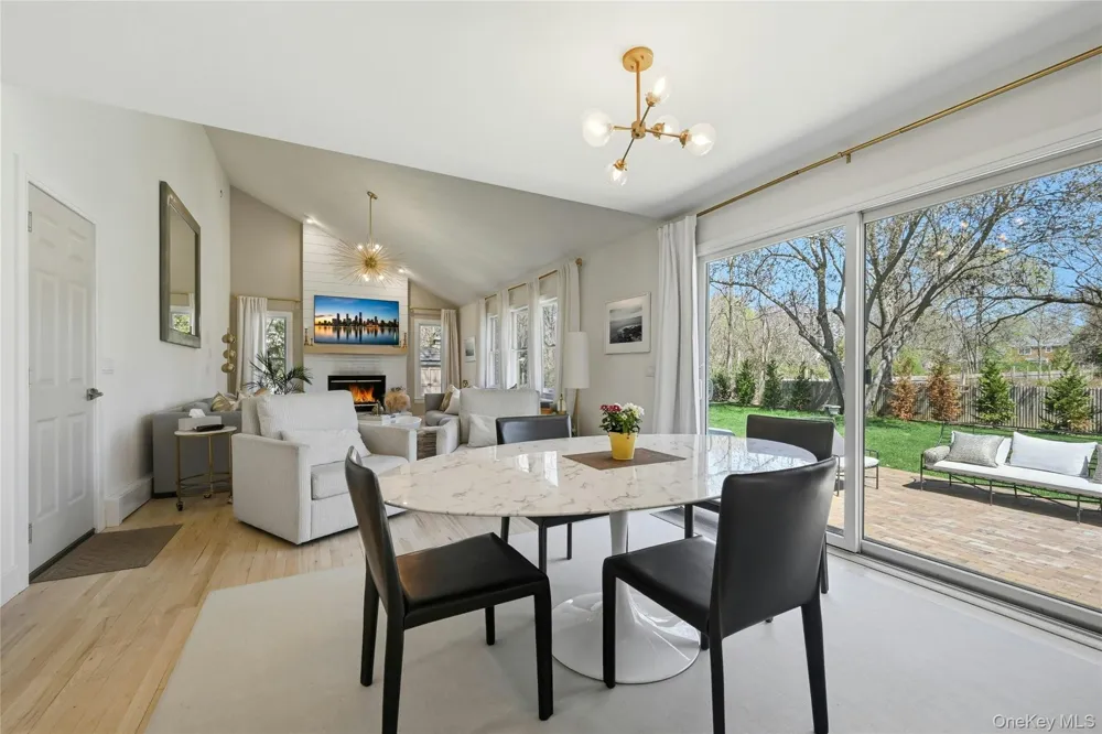 875 Deerfoot Path Cutchogue, NY 11935