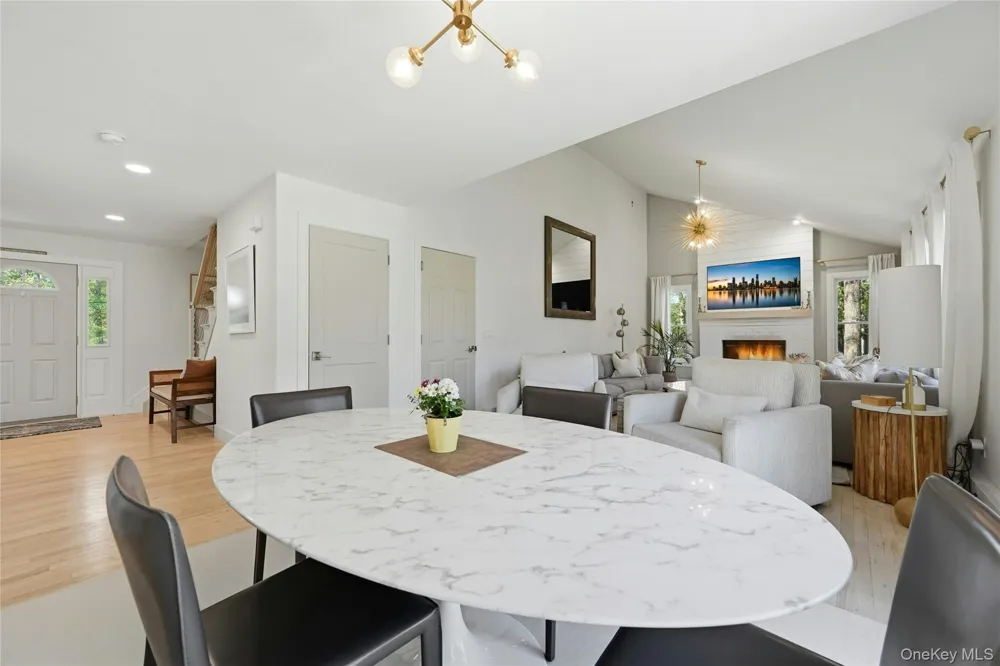 875 Deerfoot Path Cutchogue, NY 11935
