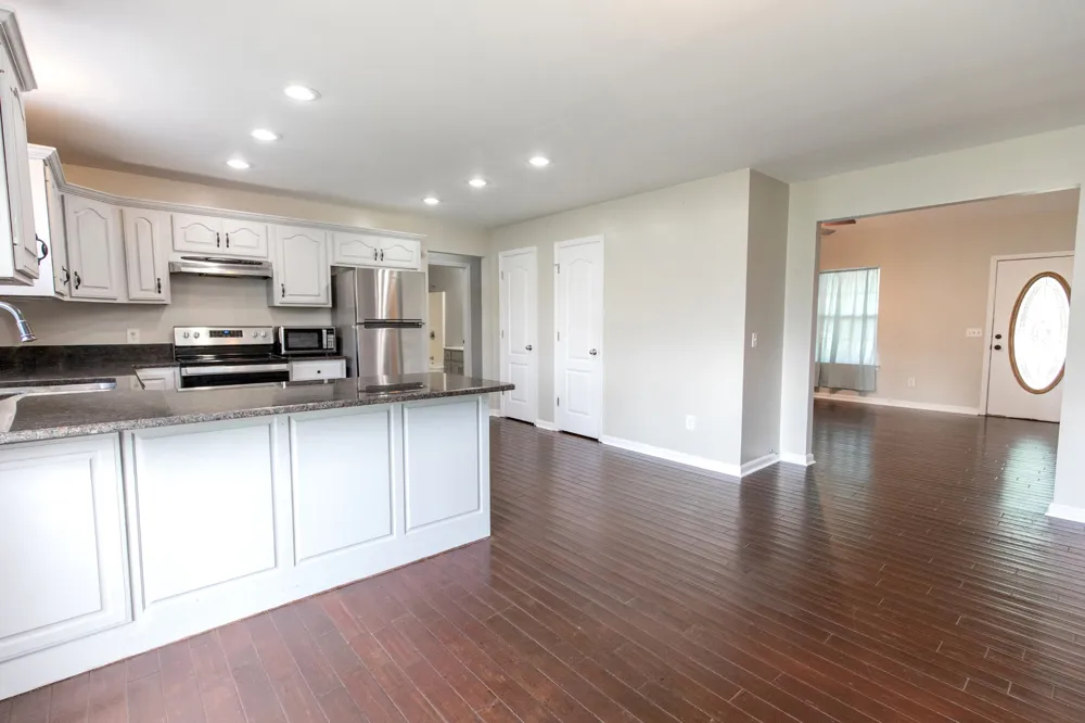 443 Clearview Rd Cottontown, TN 37048