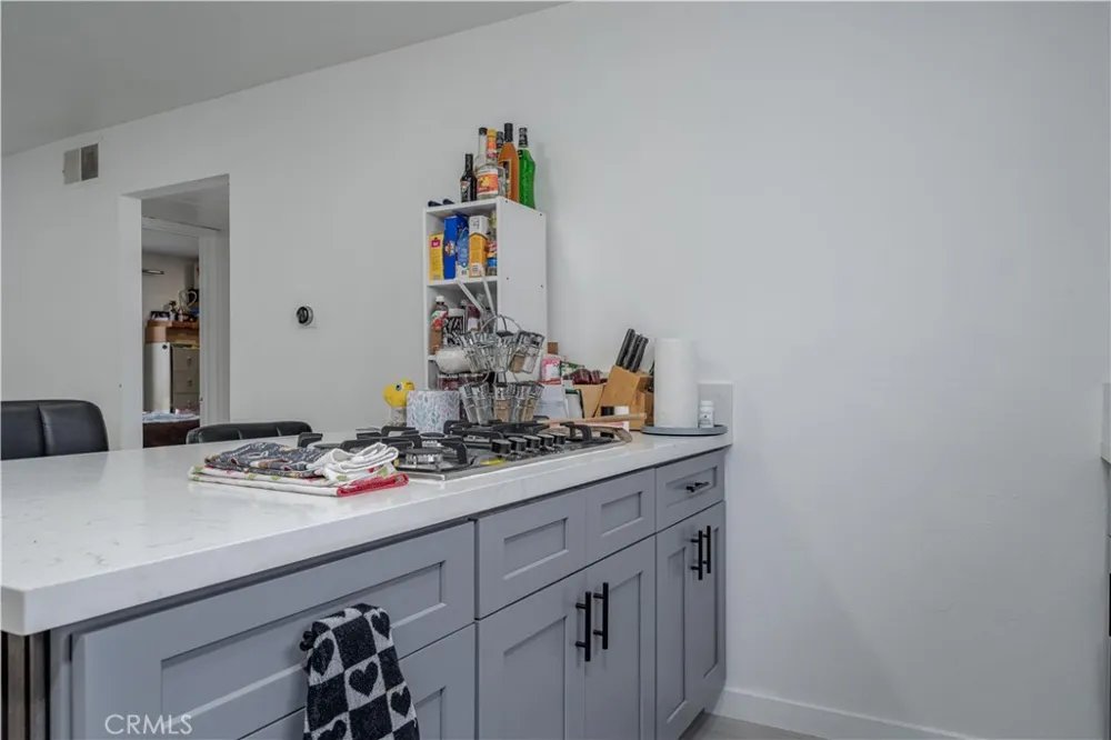 2803 S Fairview #C Santa Ana, CA 92704