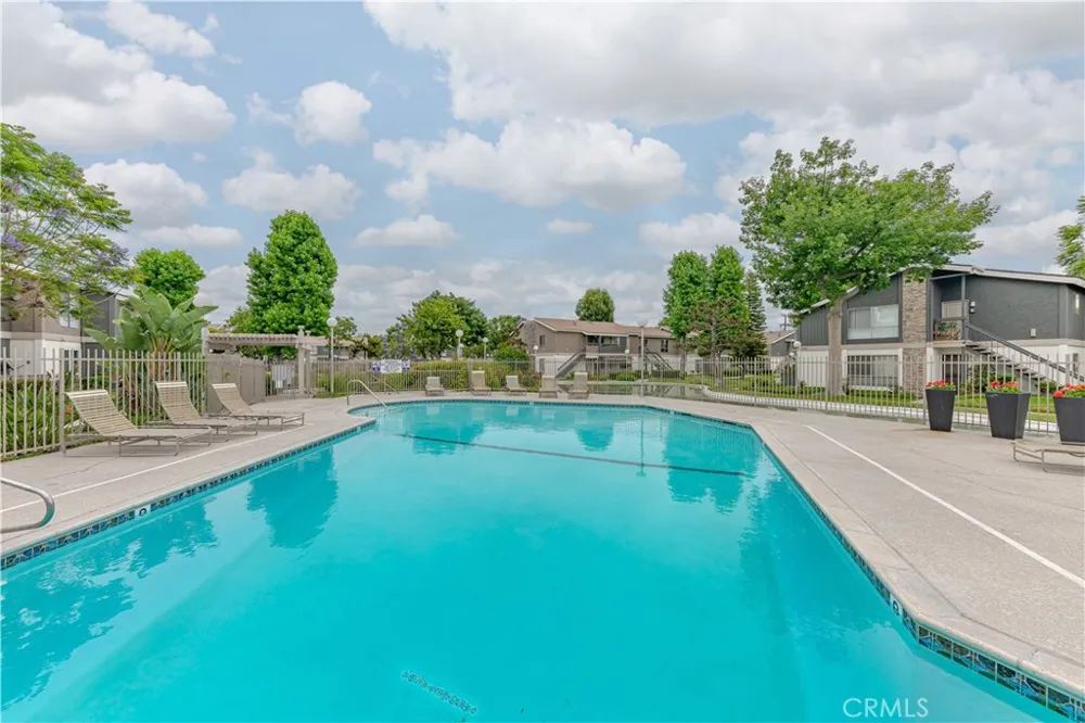 2803 S Fairview #C Santa Ana, CA 92704