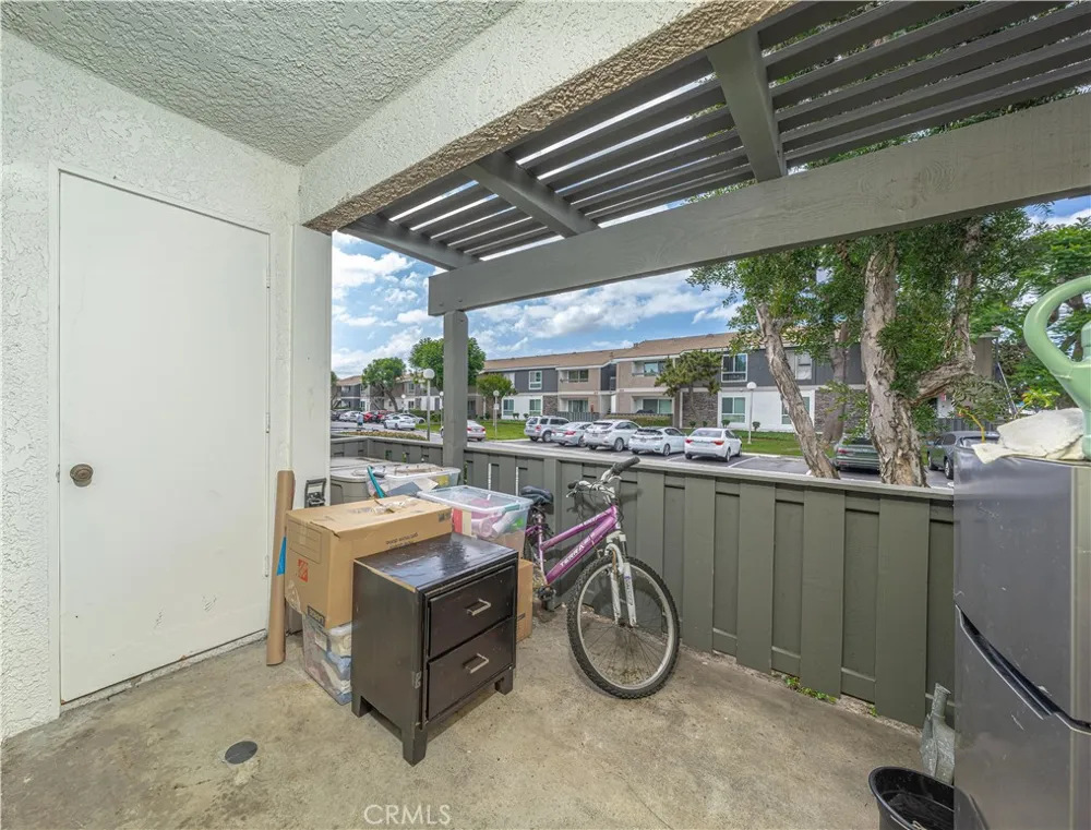 2803 S Fairview #C Santa Ana, CA 92704
