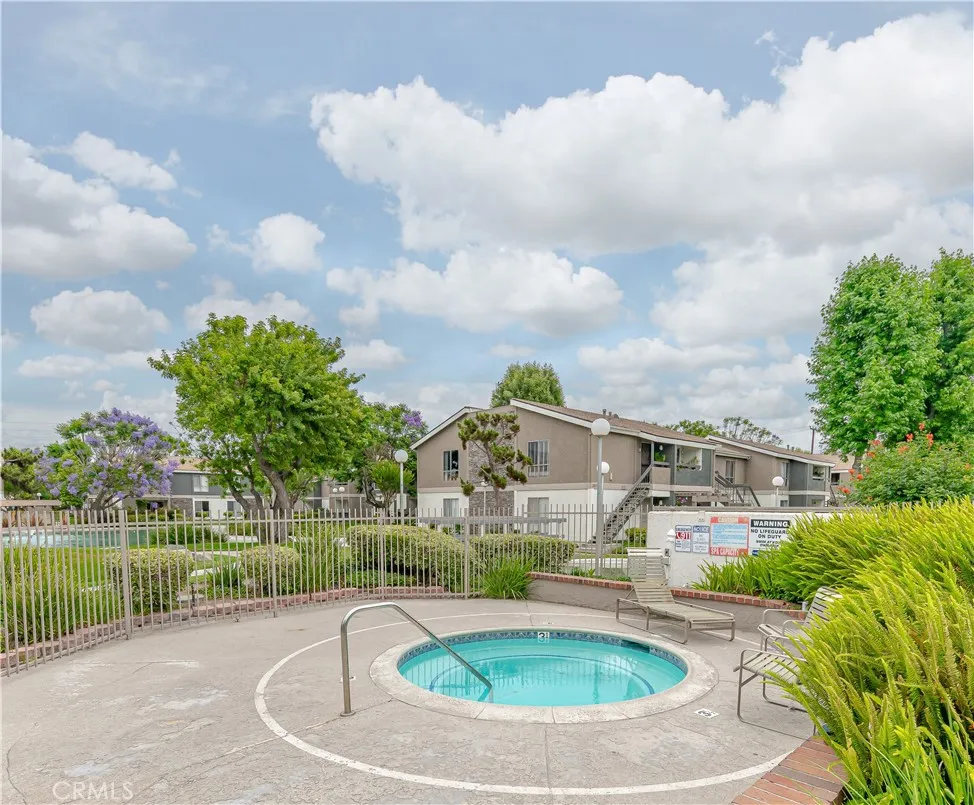 2803 S Fairview #C Santa Ana, CA 92704