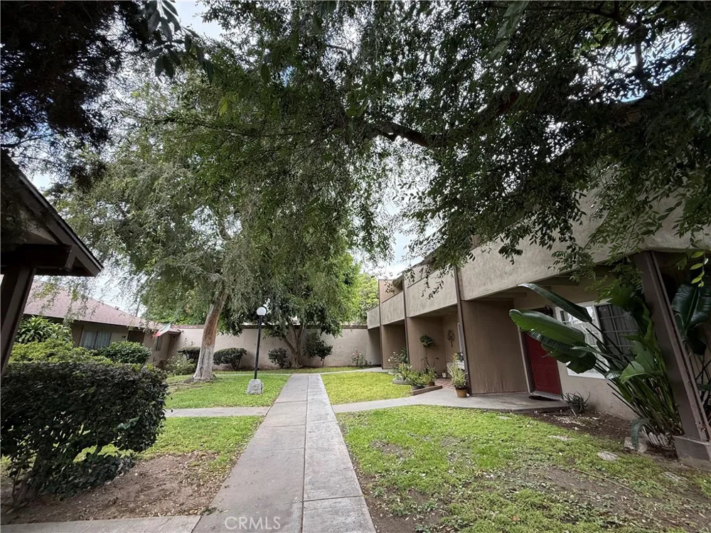 521 S Lyon #85 Santa Ana, CA 92701