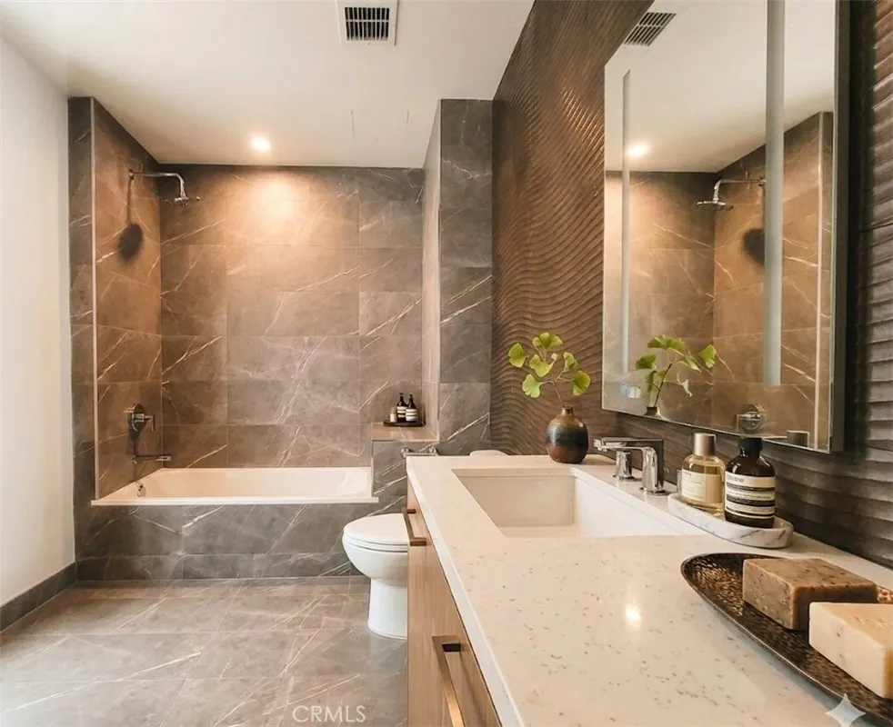 400 S Broadway #601 Los Angeles, CA 90013