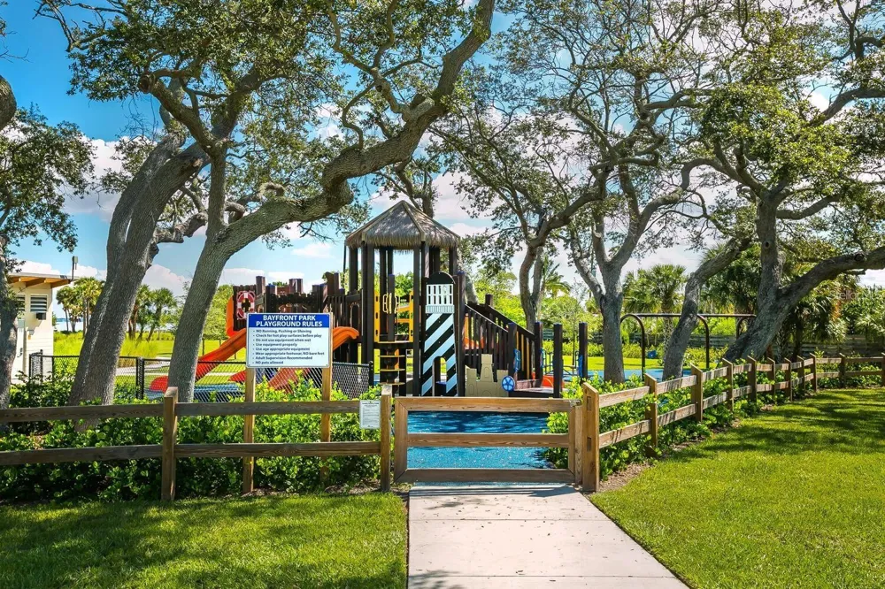 840 BAYPORT WAY #840 Longboat Key, FL 34228