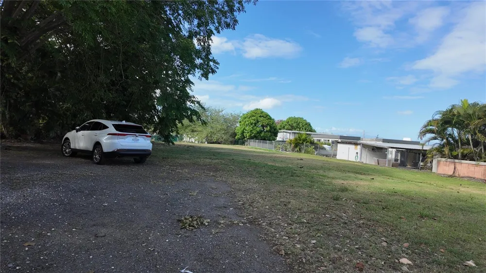 690 LOS NABORIAS STREET Vega Alta, PR 00692