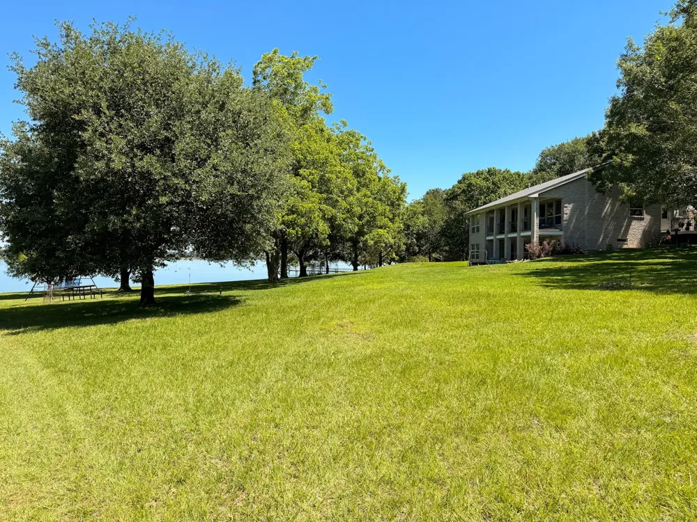 2152 Lcr 882 Jewett, TX 75846