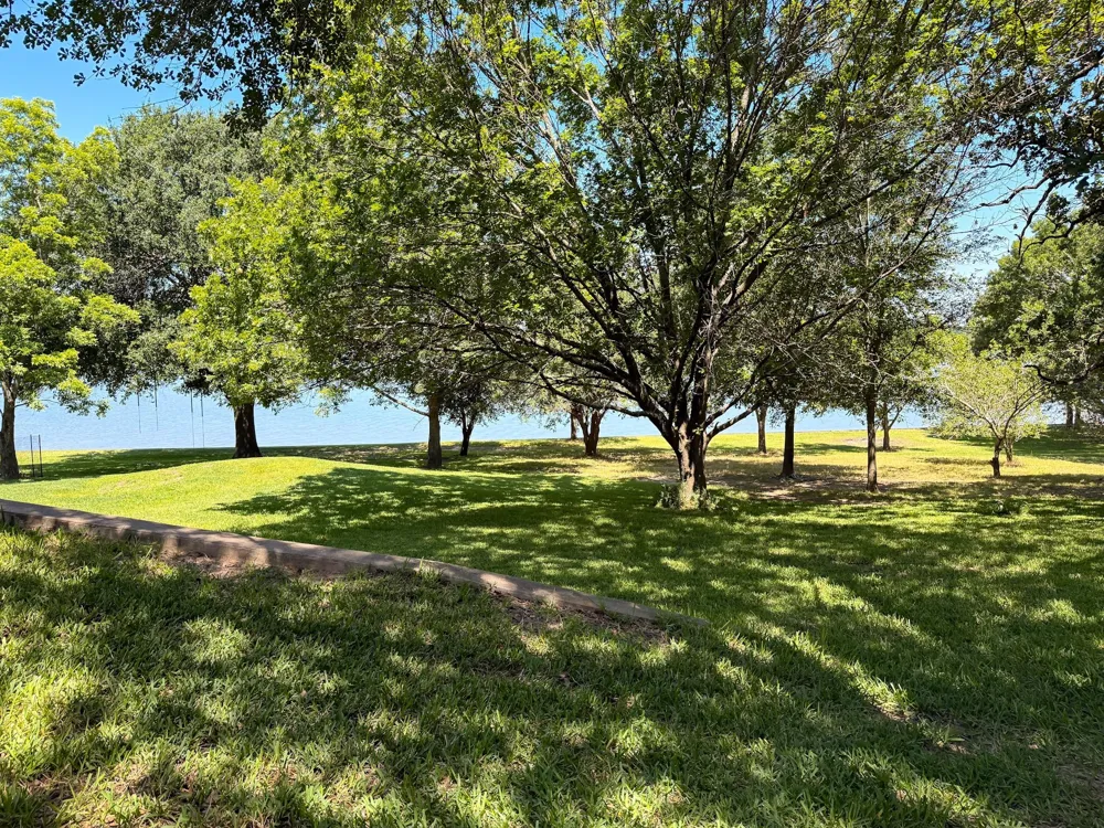 2152 Lcr 882 Jewett, TX 75846