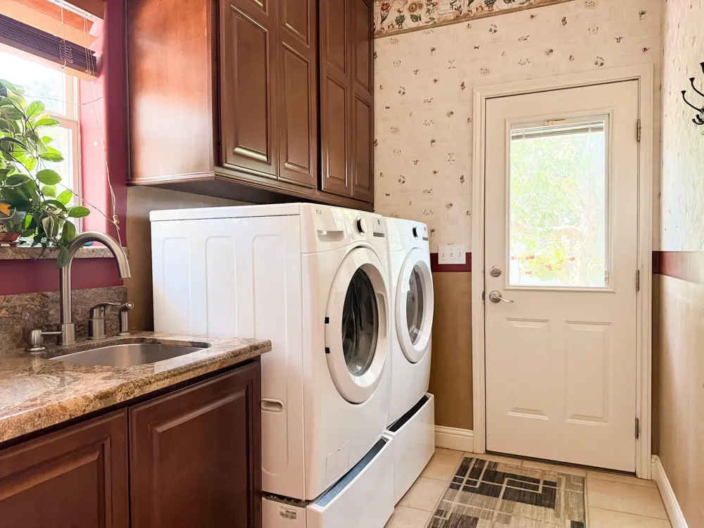 2152 Lcr 882 Jewett, TX 75846