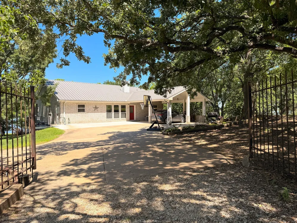 2152 Lcr 882 Jewett, TX 75846
