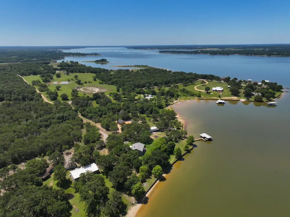 2152 Lcr 882 Jewett, TX 75846