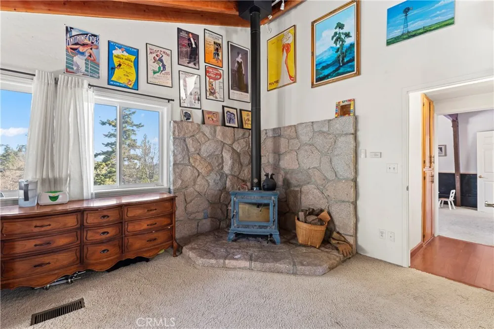 26509 Lake Forest Drive Twin Peaks, CA 92391