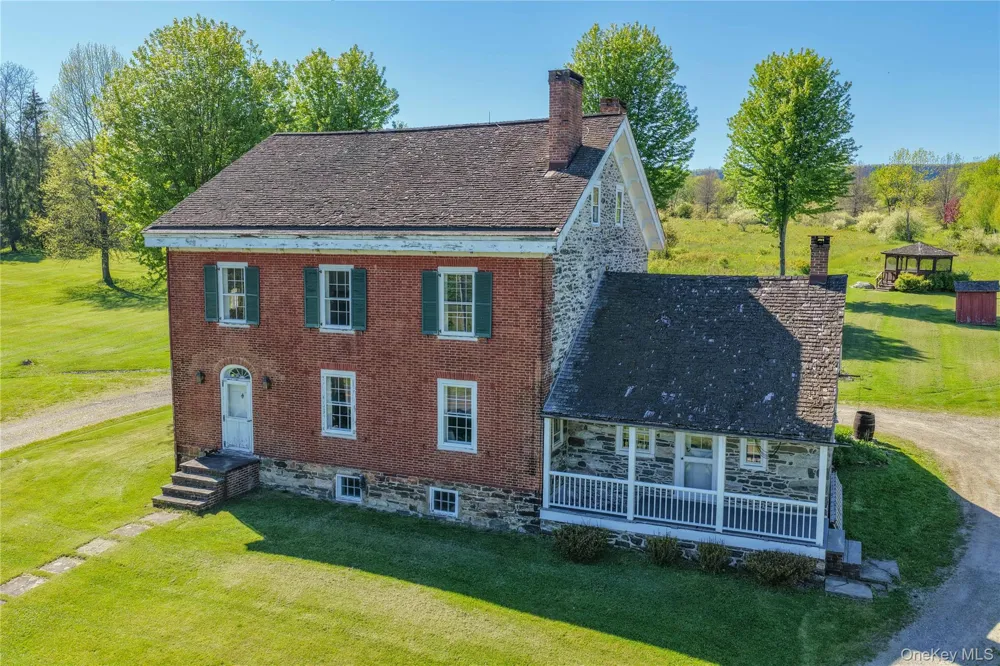 652 Albany Post Road New Paltz, NY 12561
