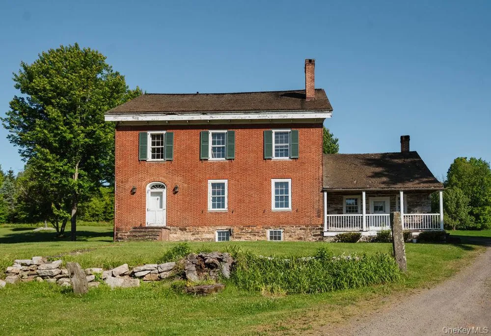 652 Albany Post Road New Paltz, NY 12561