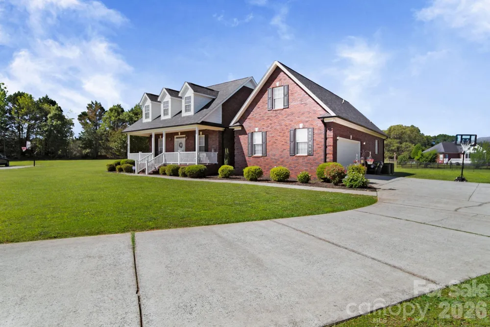 2318 Cardinal Ridge Lane Wingate, NC 28174