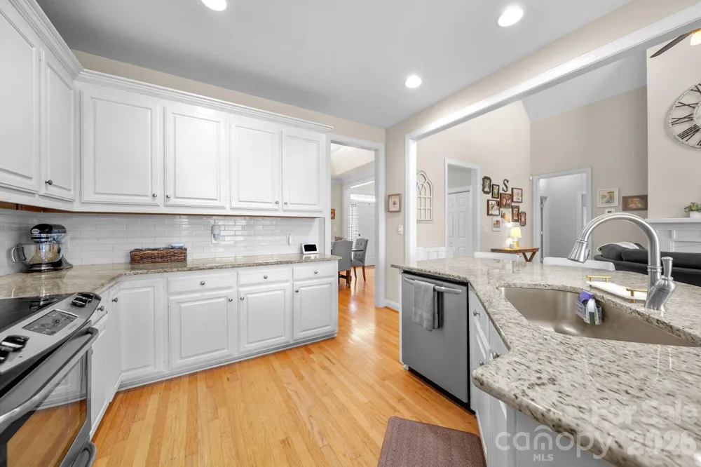 2318 Cardinal Ridge Lane Wingate, NC 28174
