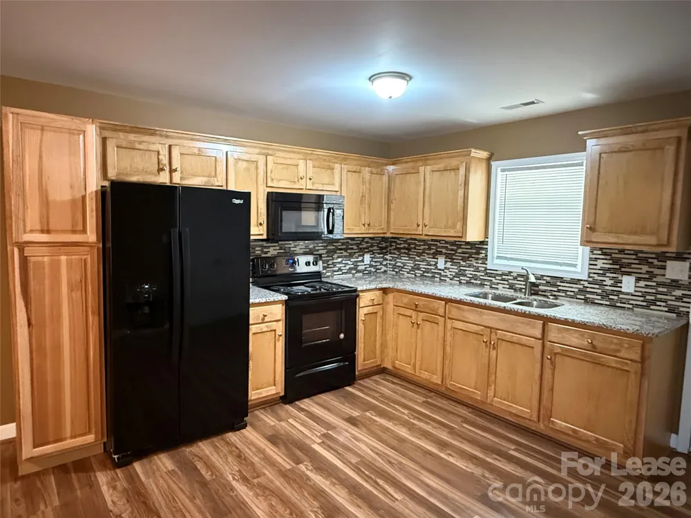 919 Flint Street Lincolnton, NC 28092
