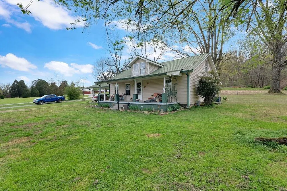 29088 Rhea County Highway Spring City, TN 37381