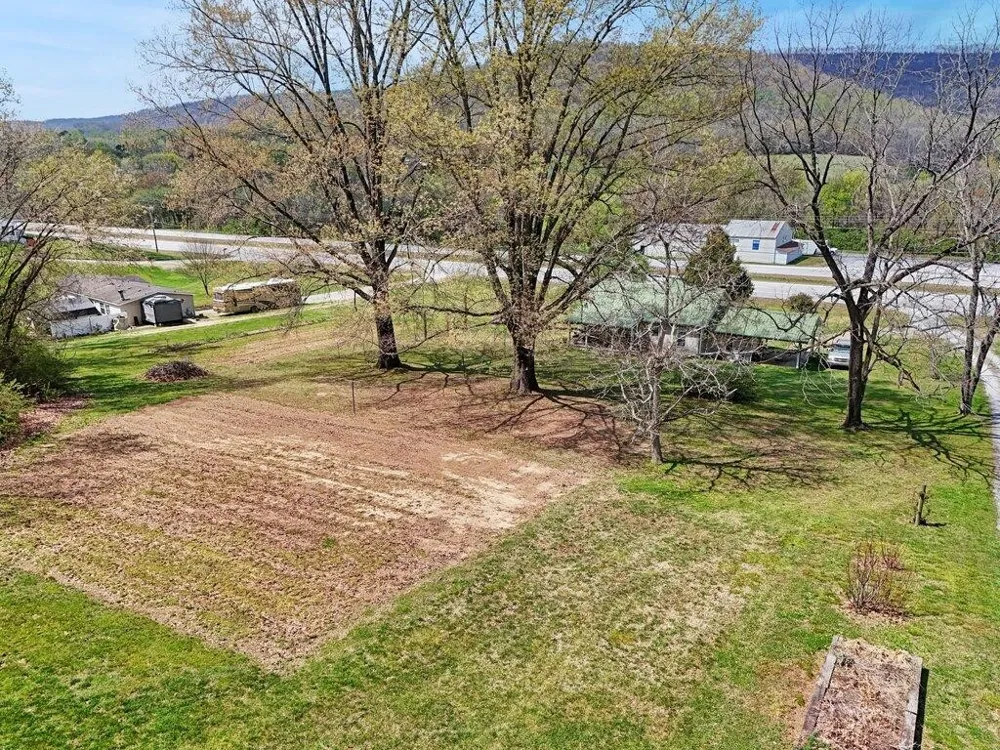 29088 Rhea County Highway Spring City, TN 37381