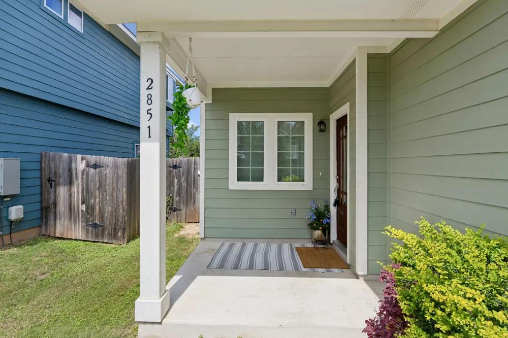 2851 Brand Iron Drive San Marcos, TX 78666
