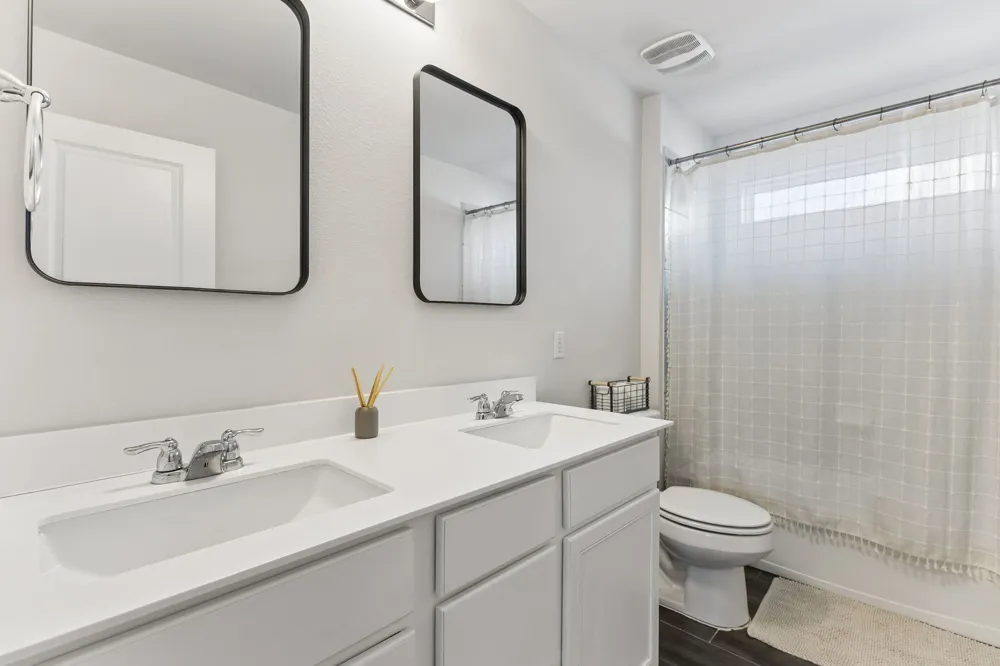 2851 Brand Iron Drive San Marcos, TX 78666