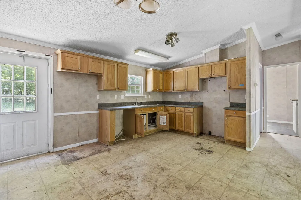11021 Hixson Pike Soddy Daisy, TN 37379