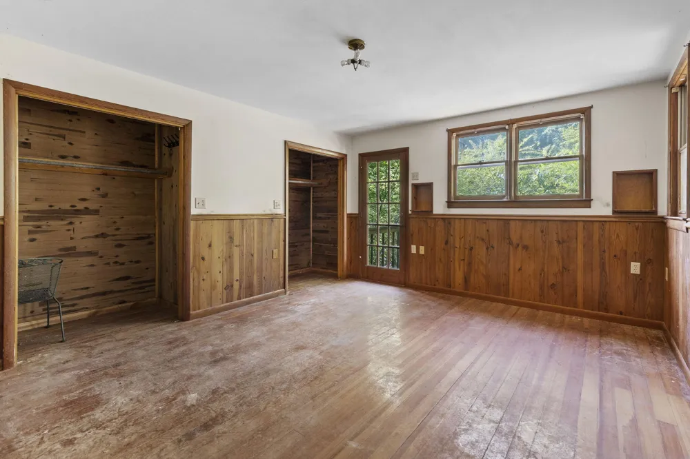11021 Hixson Pike Soddy Daisy, TN 37379
