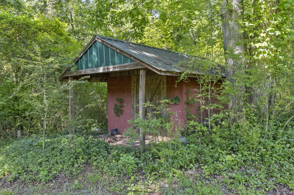 11021 Hixson Pike Soddy Daisy, TN 37379