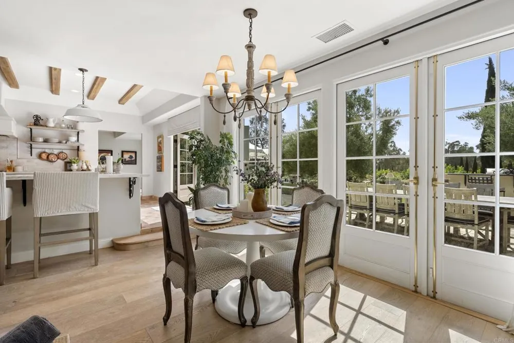 16560 El Camino Real Rancho Santa Fe, CA 92067