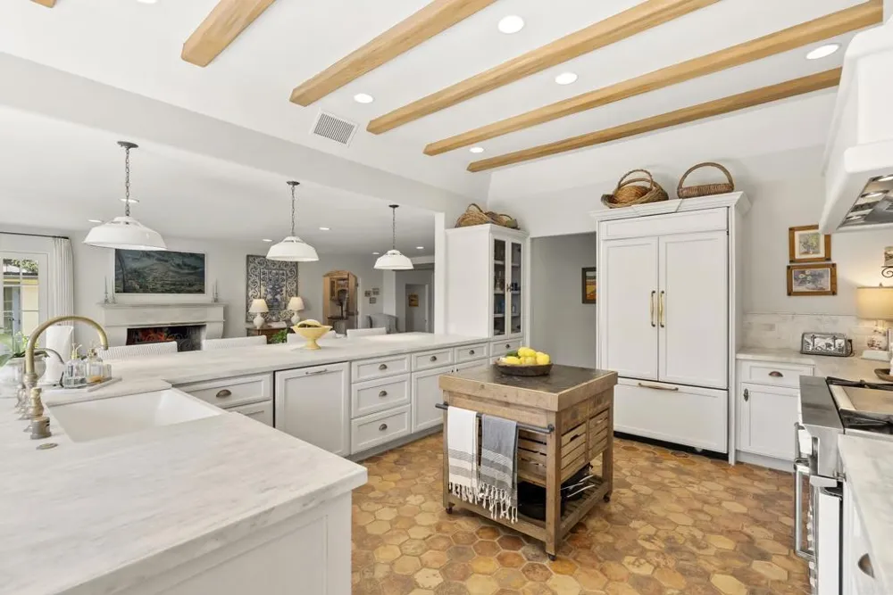 16560 El Camino Real Rancho Santa Fe, CA 92067