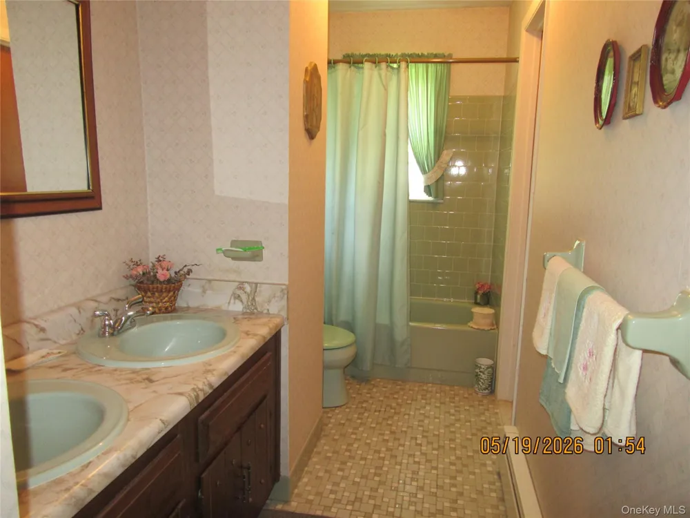 10 Liberty Court Washingtonville, NY 10992