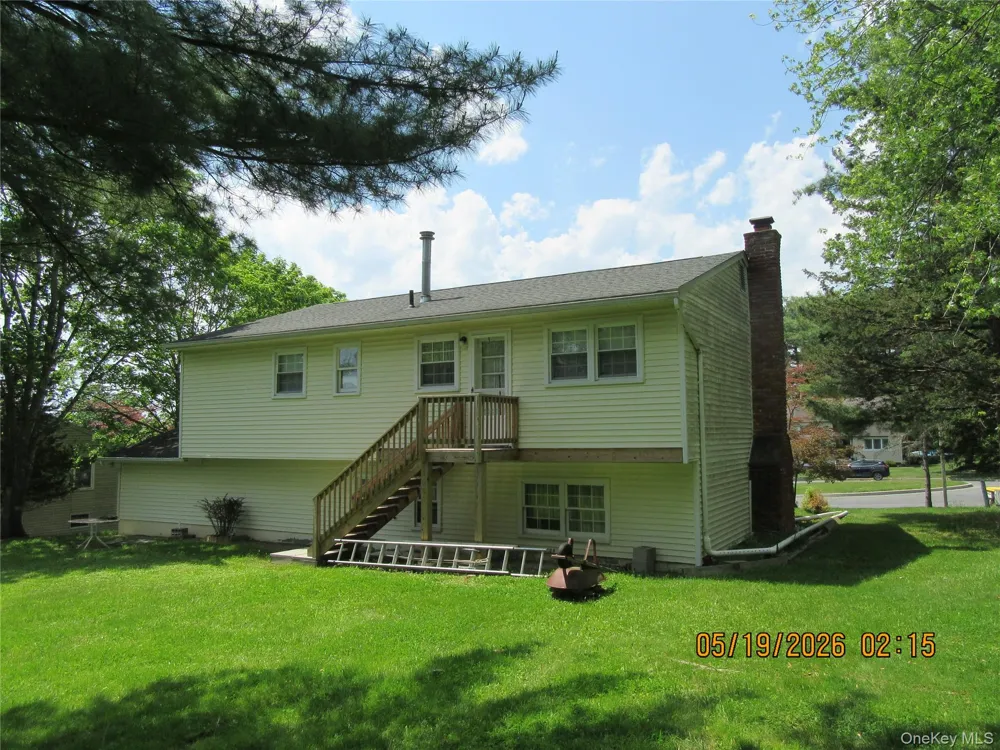 10 Liberty Court Washingtonville, NY 10992