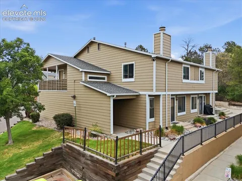2807 Hearthwood Lane