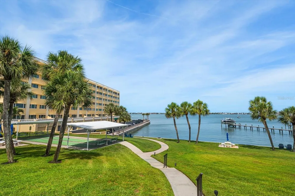 100 BLUFF VIEW DRIVE #506C Belleair Bluffs, FL 33770
