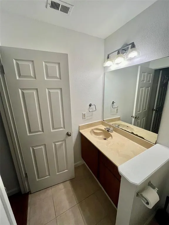 1705 Crossing Place #132C Austin, TX 78741