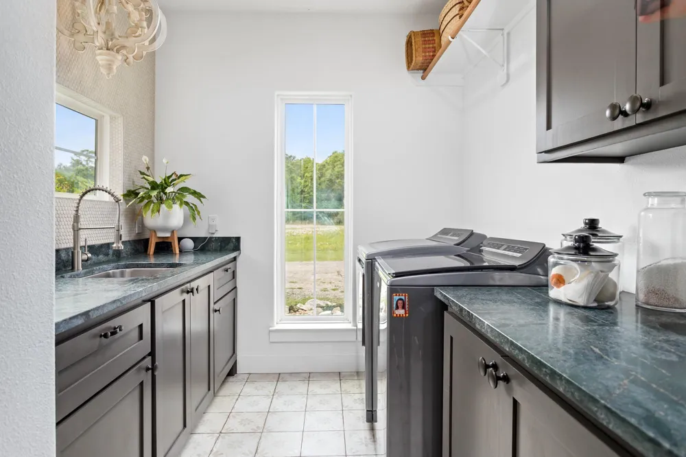 10573 Cooks Lake Road Lumberton, TX 77657