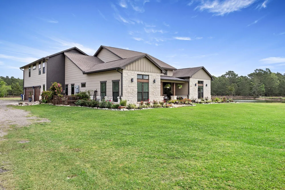 10573 Cooks Lake Road Lumberton, TX 77657