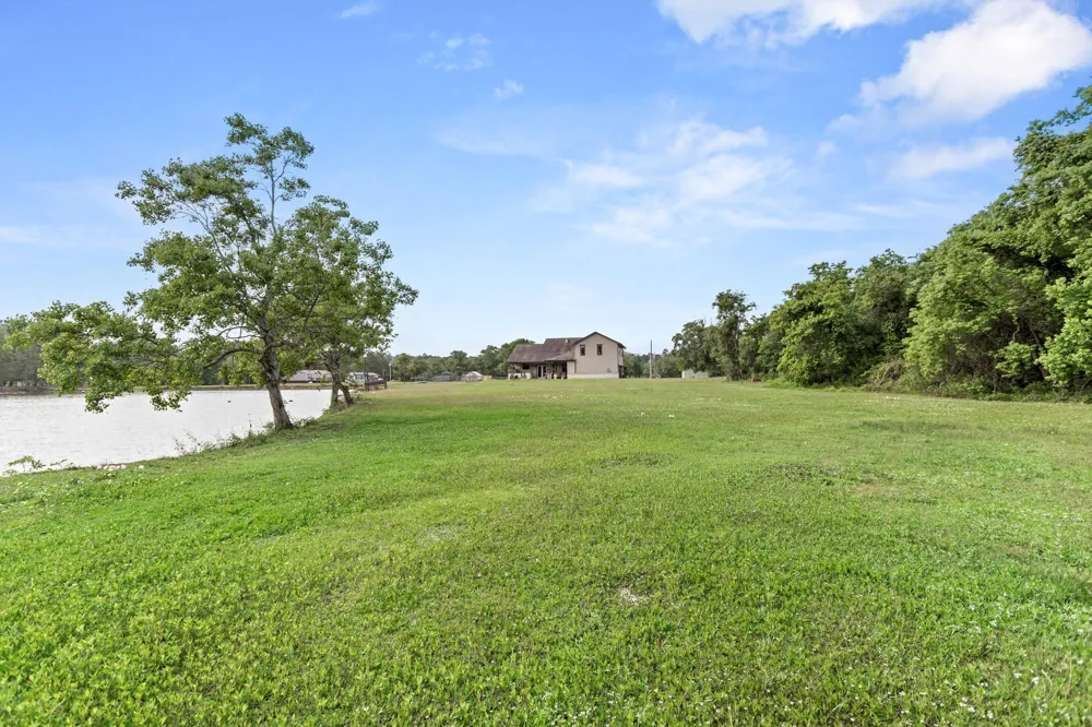 10573 Cooks Lake Road Lumberton, TX 77657