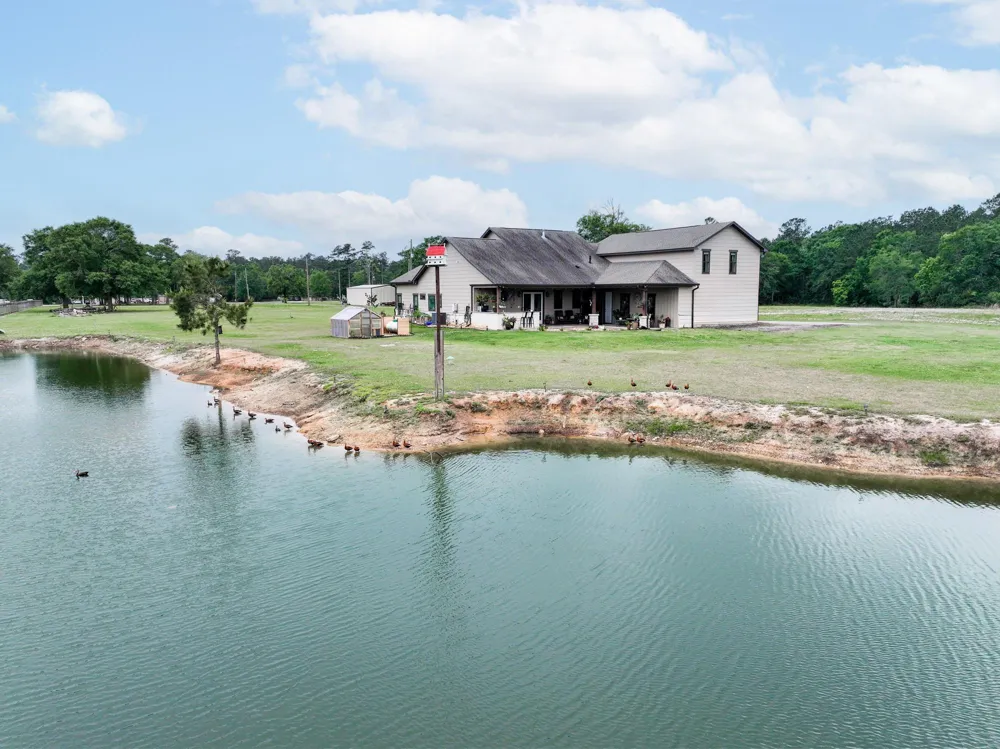 10573 Cooks Lake Road Lumberton, TX 77657