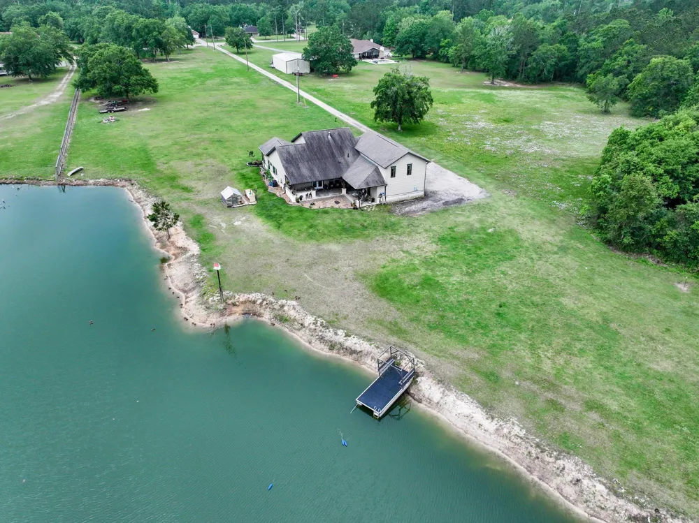 10573 Cooks Lake Road Lumberton, TX 77657