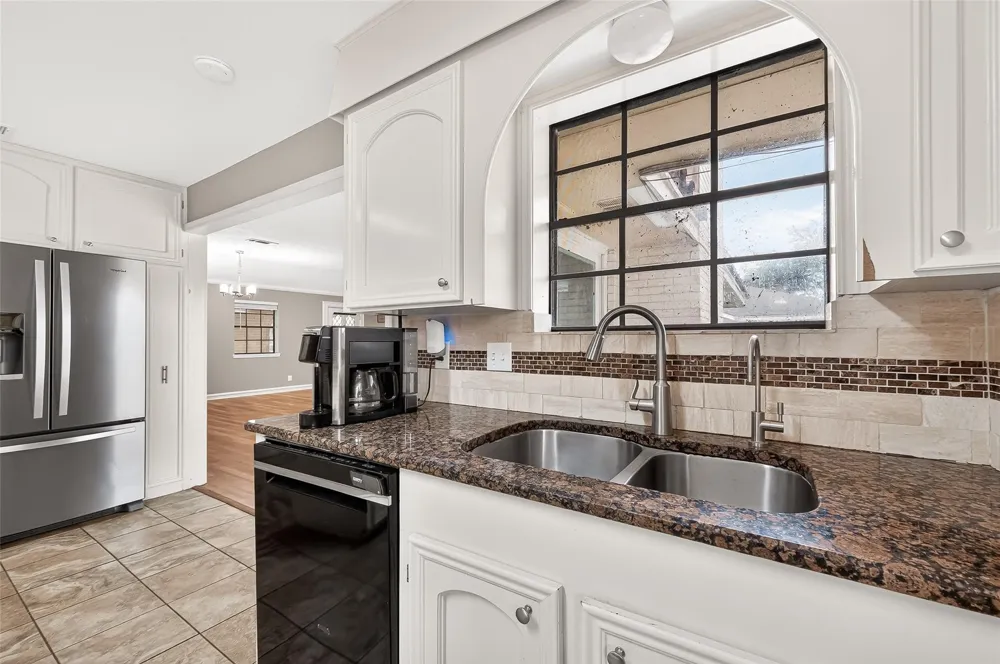 5607 Avenue M 1/2 Santa Fe, TX 77510