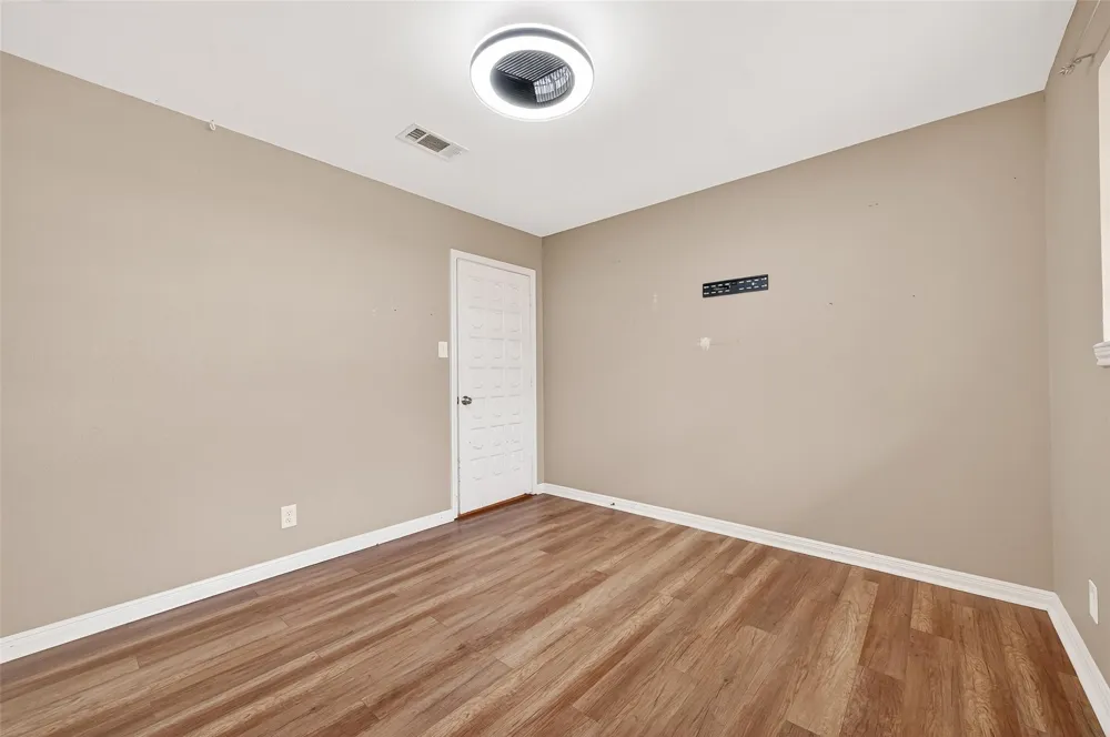 5607 Avenue M 1/2 Santa Fe, TX 77510